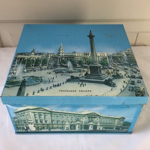 🇬🇧Vintage British 1960’s Scenes of London Metal Tin Box - Picture 1 of 9